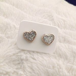 ✨FASHION 💛 EARRINGS✨